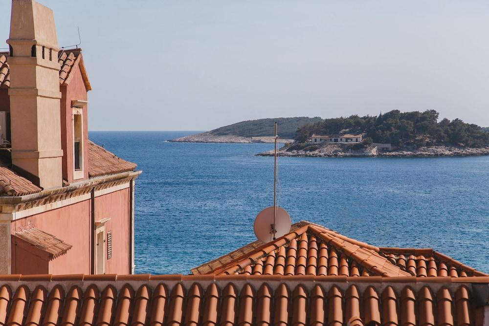 Park Hvar Hvar Town Bagian luar foto