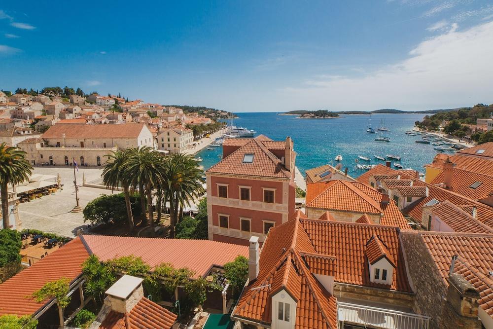 Park Hvar Hvar Town Bagian luar foto